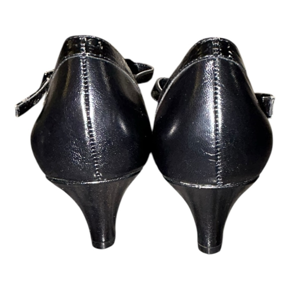 Aerosoles Elegant Women’s Wild Cheery Leather Shoes
Size 9M - Picture 5 of 9